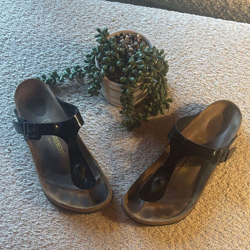 Birkenstock Black Glossy patent leather Sandals